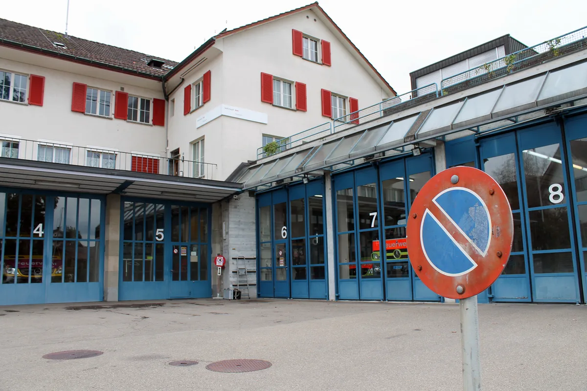 Das Feuerwehrdepot an der Farbstrasse in Wetzikon (Baujahr 1945).